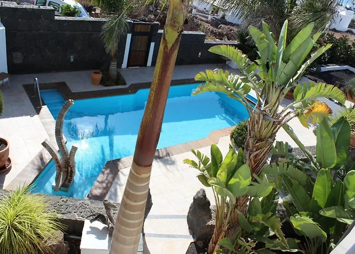 Niki Mit Beheiztem Gemeinschaftspool Fuer 2 Appartments Lejlighed *