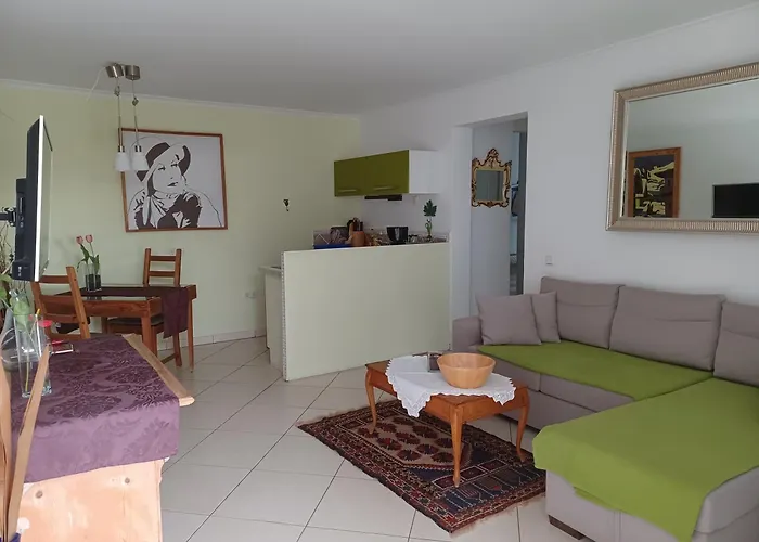 Niki Mit Beheiztem Gemeinschaftspool Für 2 Appartments