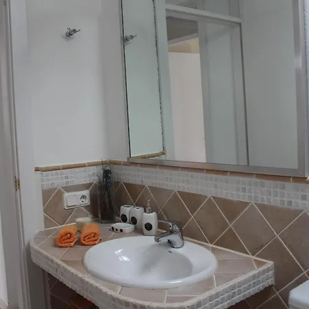 Daire Niki Mit Beheiztem Gemeinschaftspool Fuer 2 Appartments