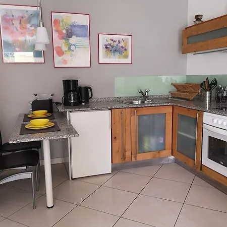 Niki Mit Beheiztem Gemeinschaftspool Fuer 2 Appartments Apartamento *