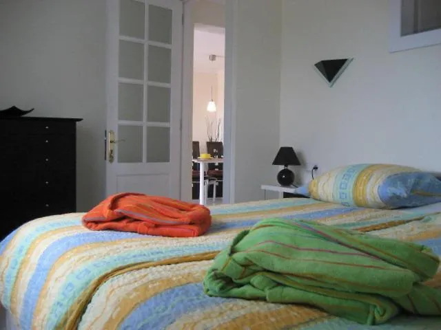 Niki Mit Beheiztem Gemeinschaftspool Fuer 2 Appartments *