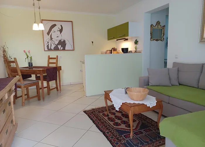 Niki Mit Beheiztem Gemeinschaftspool Fuer 2 Appartments * Las Breñas